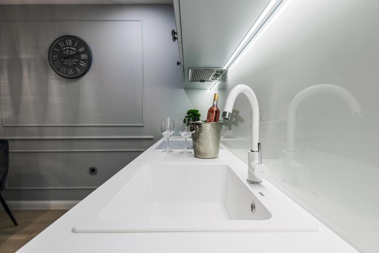 Divine Luxury Apartment Blue Zara Esterno foto