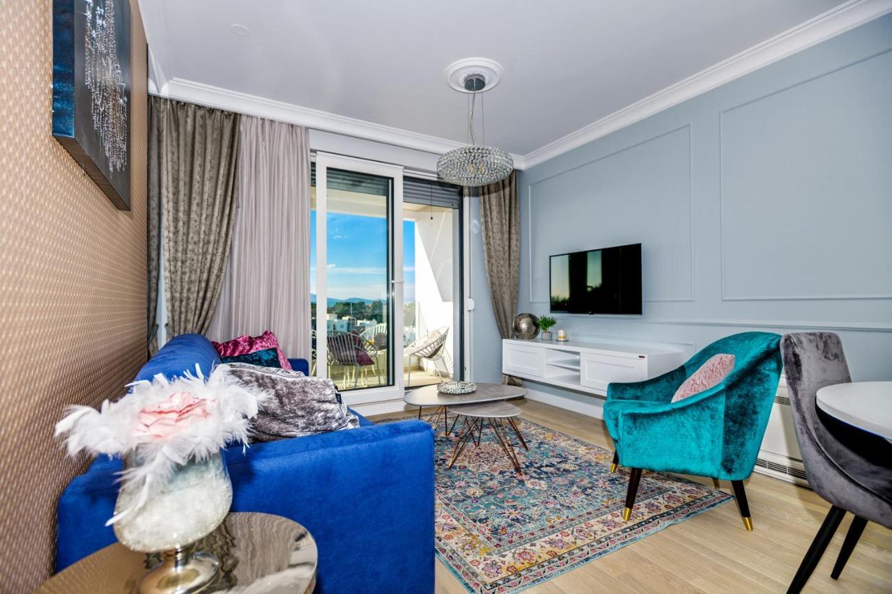 Divine Luxury Apartment Blue Zara Esterno foto